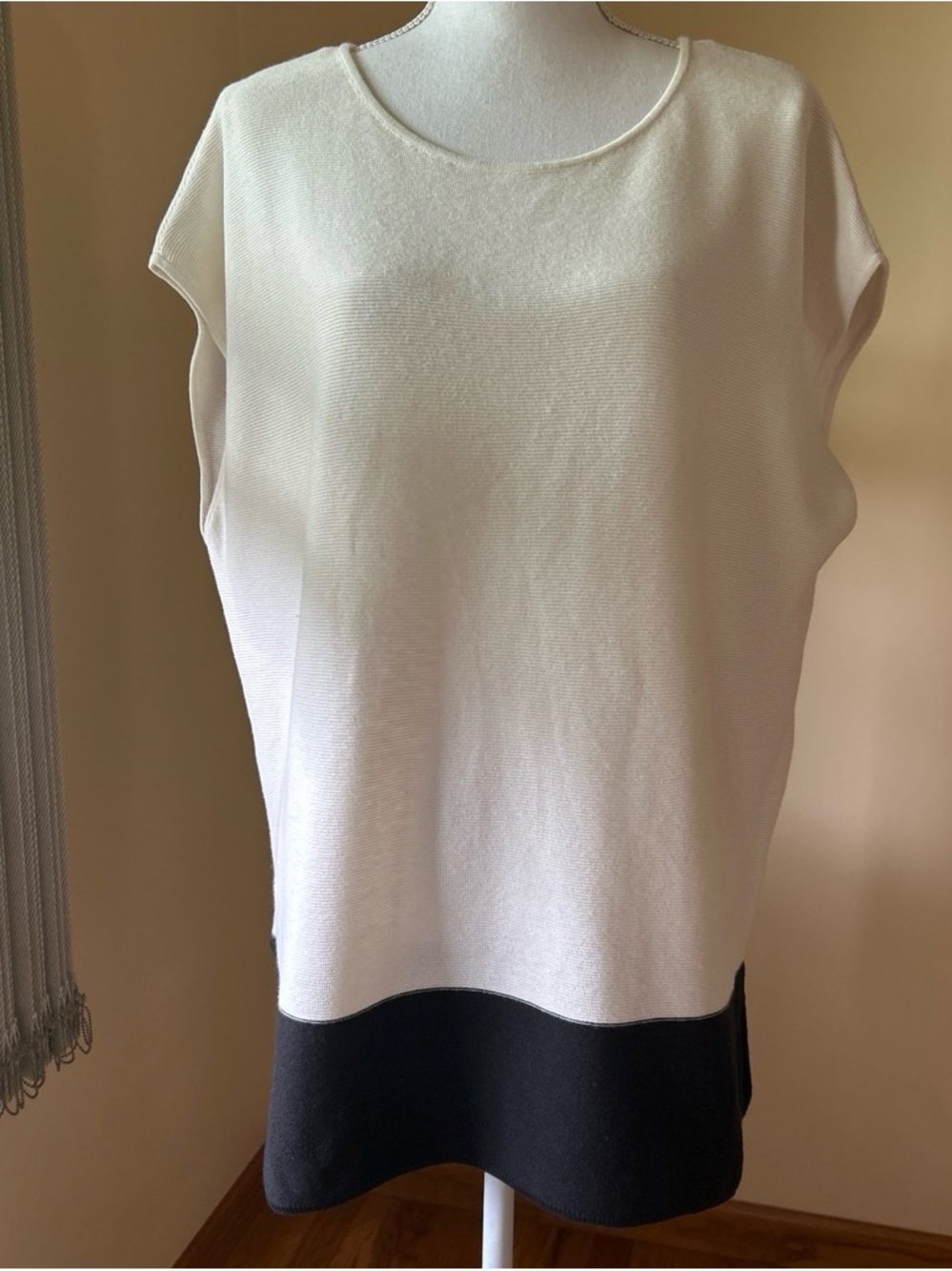 DKNY 100% Cotton Color Block Tunic Top Ivory Black Hem Women's Size L